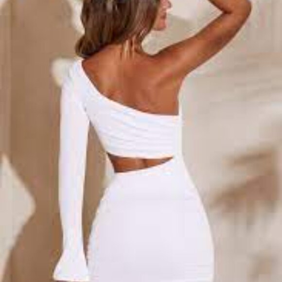 Oh Polly One Shoulder Flare Sleeve Mini Dress - Picture 4 of 4